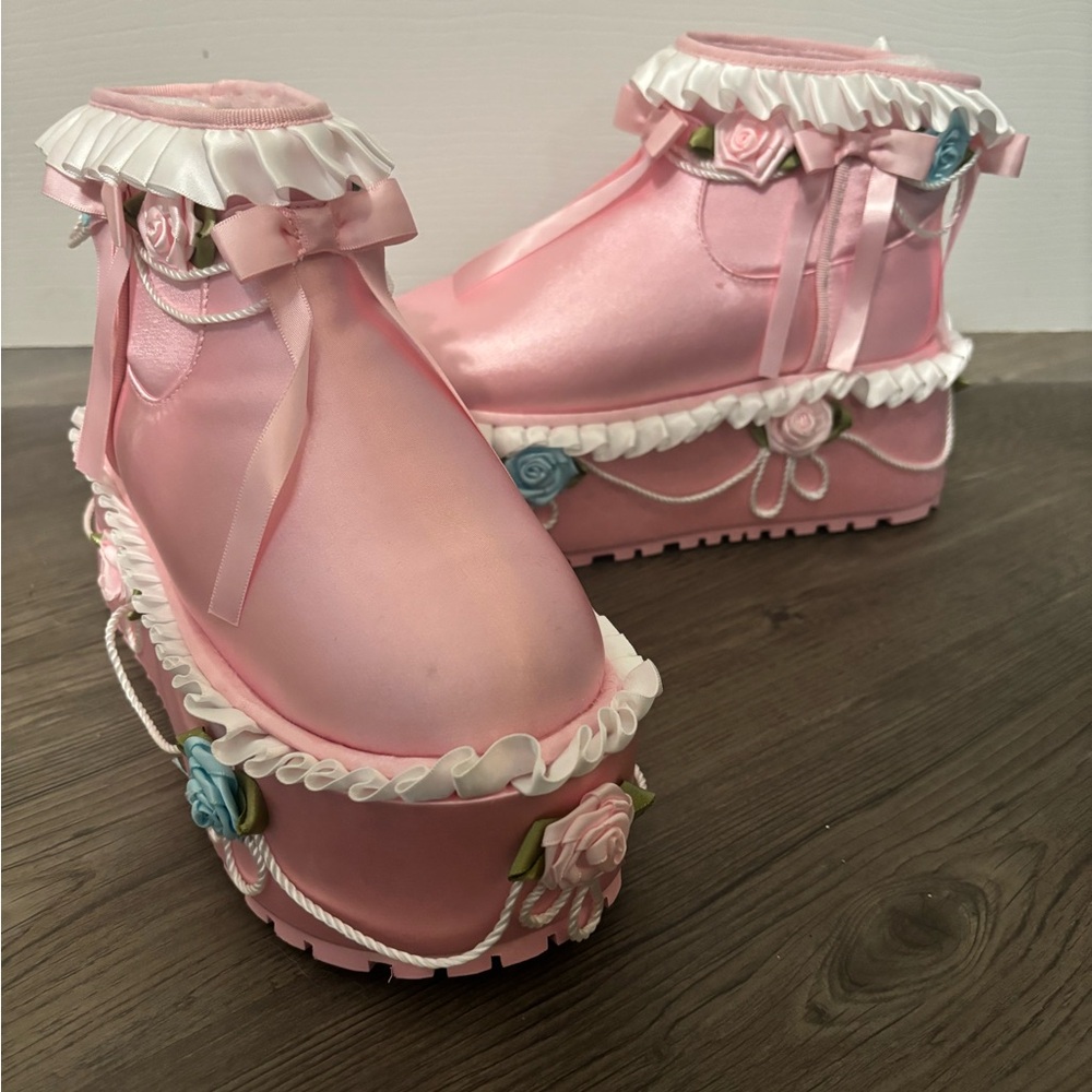 Dolls Kill / Sugar Thrillz Just Desserts Ankle Boots - Picture 3 of 13